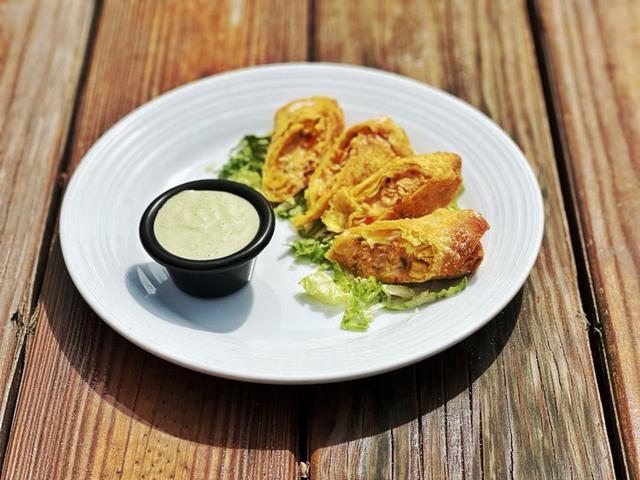 Chef Amy Egg rolls (T)