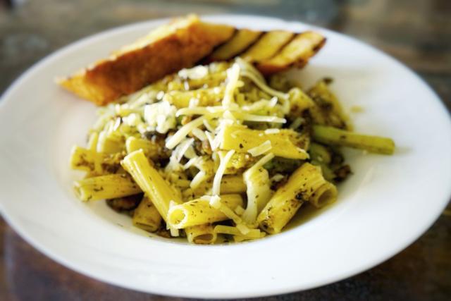 Pesto Rigatoni (T)