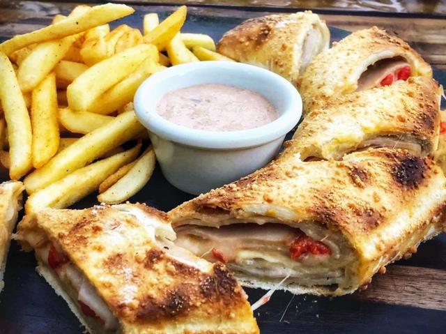 Turkey Stromboli 